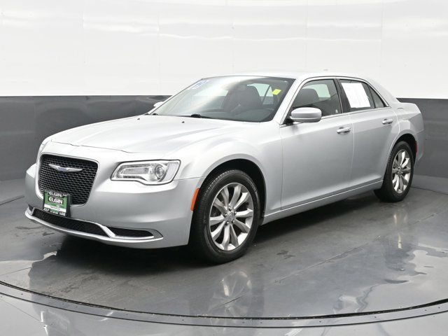 2019 Chrysler 300 Touring