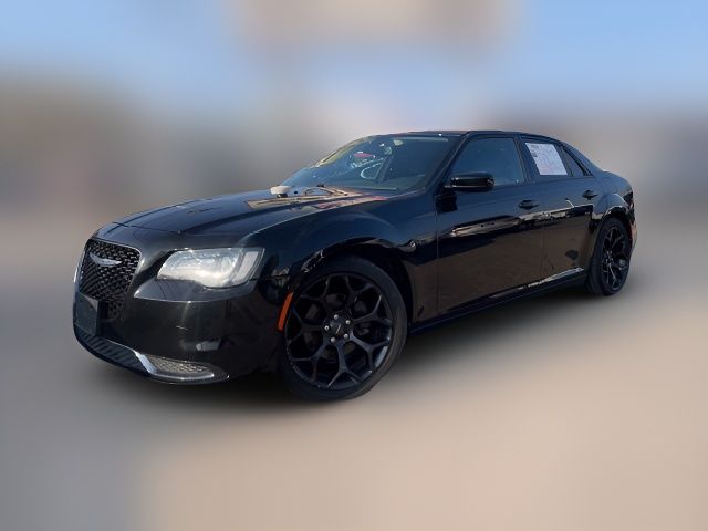 2019 Chrysler 300 Touring