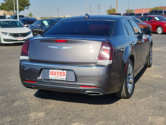 2019 Chrysler 300 Touring L