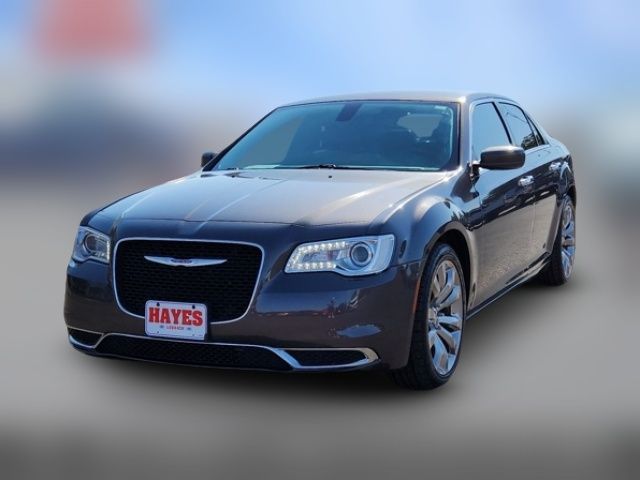 2019 Chrysler 300 Touring L