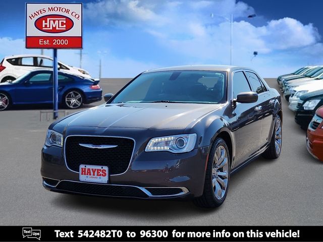 2019 Chrysler 300 Touring L