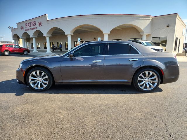 2019 Chrysler 300 Touring L