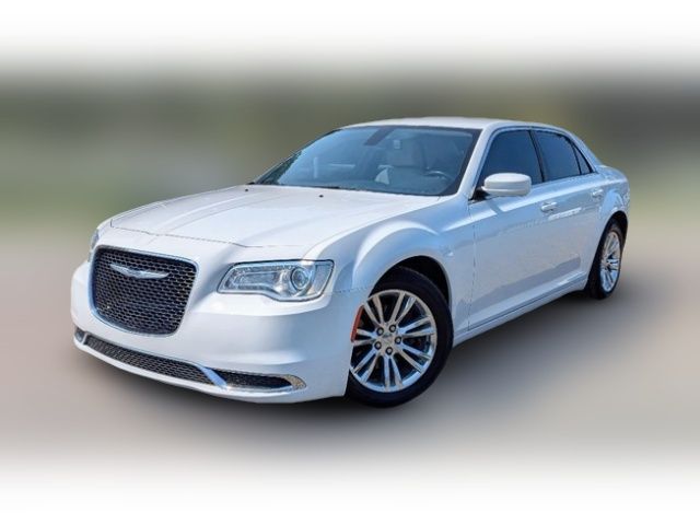 2019 Chrysler 300 Touring L