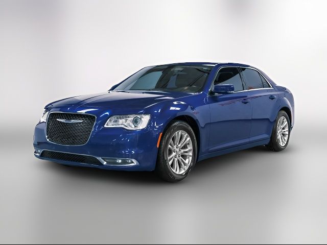 2019 Chrysler 300 Touring L