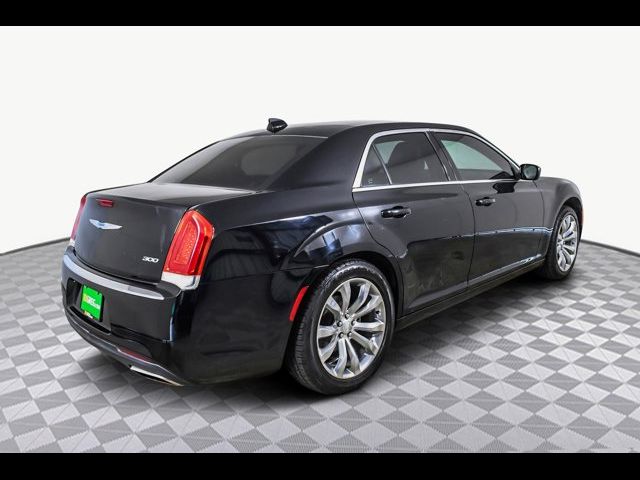 2019 Chrysler 300 Touring L