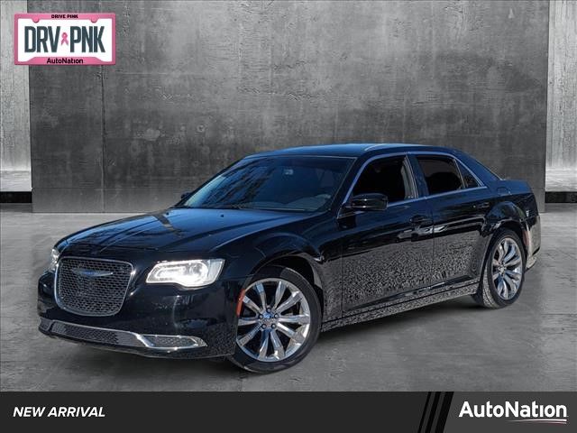 2019 Chrysler 300 Touring L