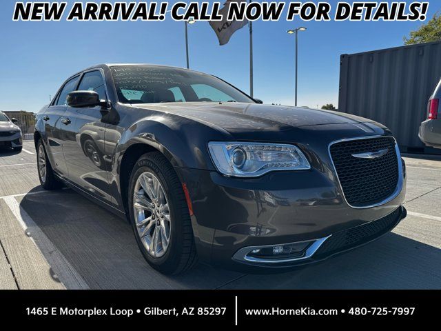 2019 Chrysler 300 Touring L