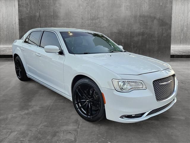 2019 Chrysler 300 Touring L