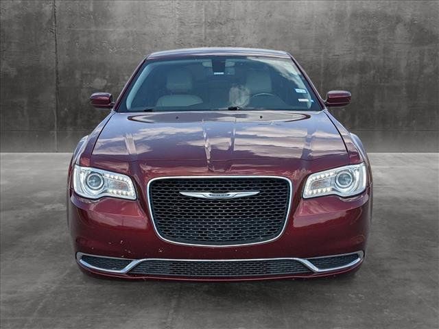 2019 Chrysler 300 Touring L