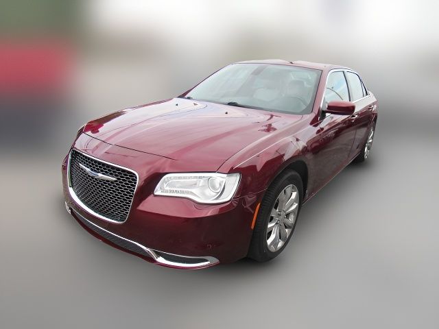 2019 Chrysler 300 Touring L