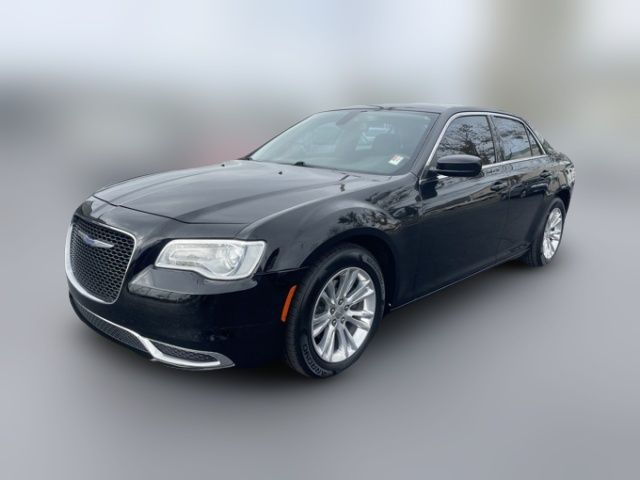 2019 Chrysler 300 Touring L