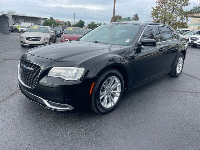 2019 Chrysler 300 Touring L