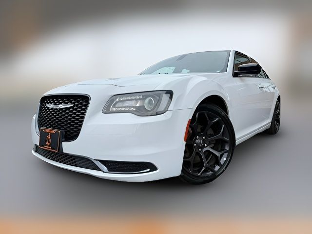 2019 Chrysler 300 Touring