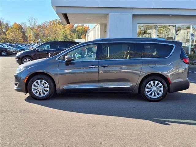 2019 Chrysler Pacifica Touring-L