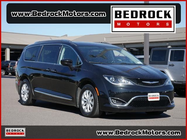 2019 Chrysler Pacifica Touring-L