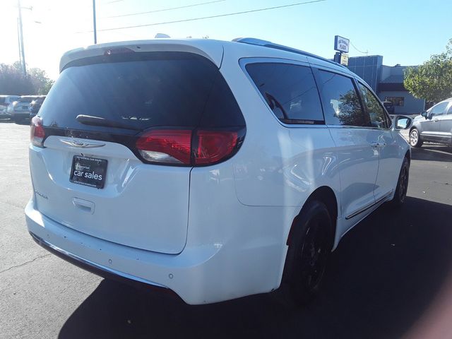 2019 Chrysler Pacifica Touring-L