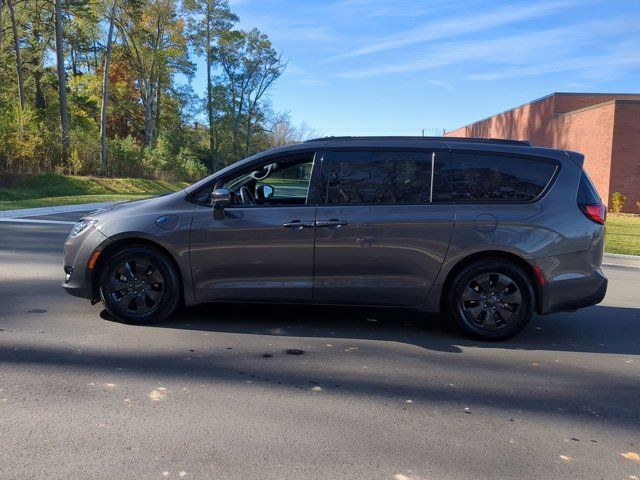 2019 Chrysler Pacifica Hybrid Limited