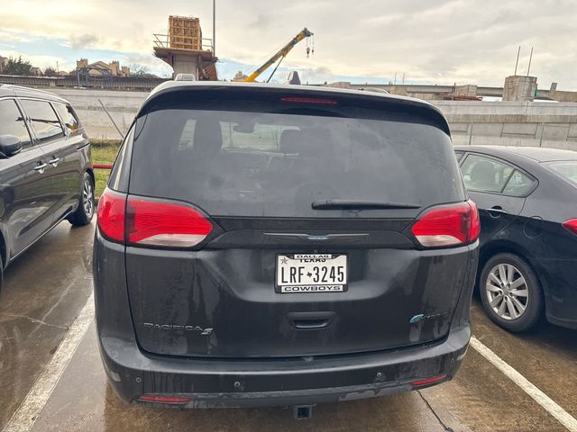 2019 Chrysler Pacifica Hybrid Limited