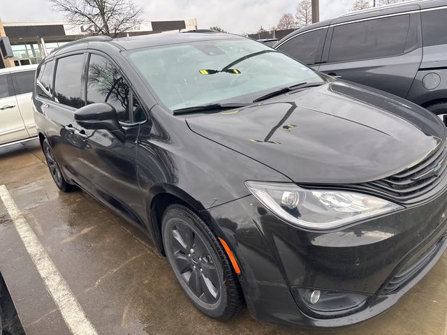 2019 Chrysler Pacifica Hybrid Limited