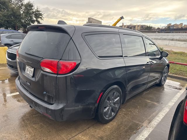 2019 Chrysler Pacifica Hybrid Limited