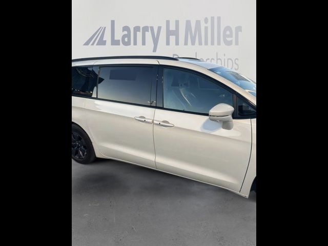 2019 Chrysler Pacifica Hybrid Limited