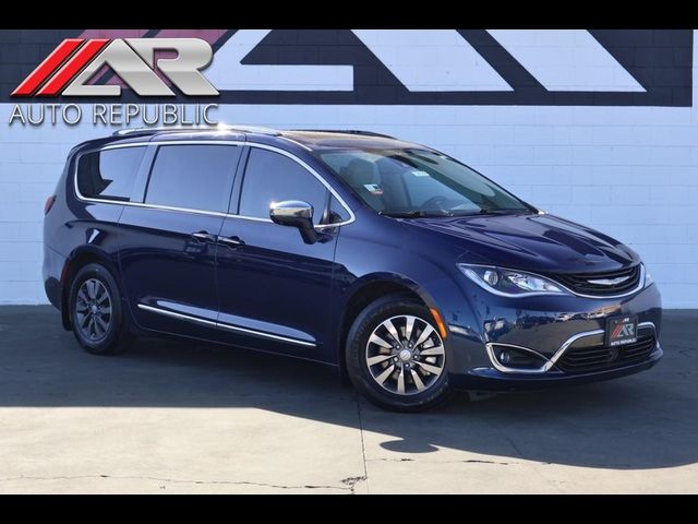 2019 Chrysler Pacifica Hybrid Limited