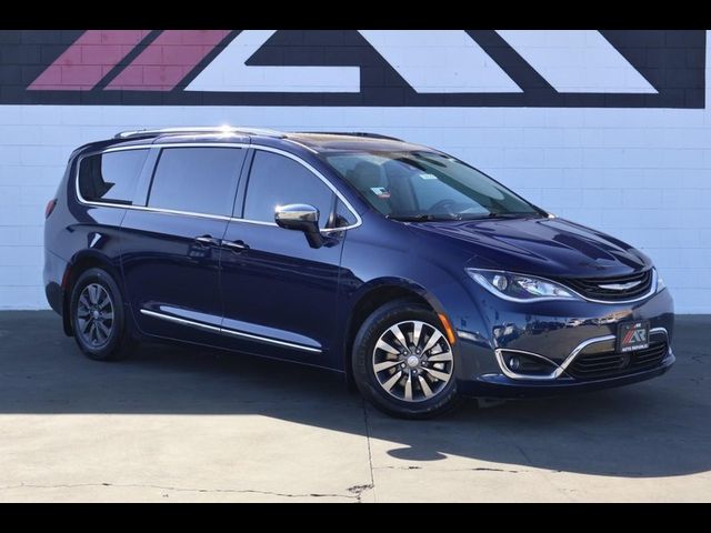 2019 Chrysler Pacifica Hybrid Limited