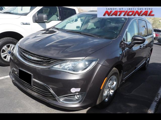 2019 Chrysler Pacifica Hybrid Touring L