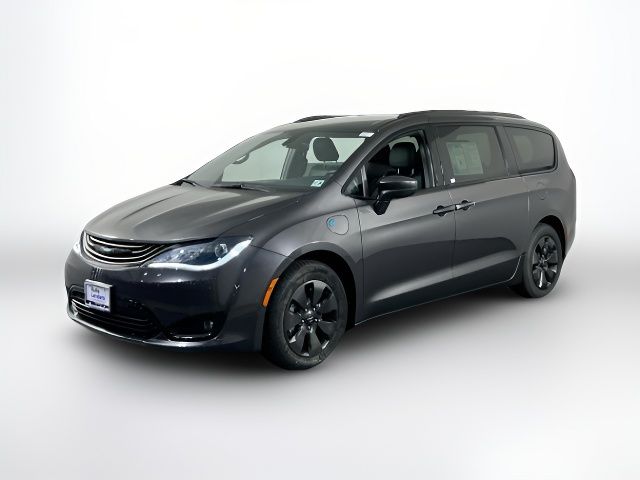 2019 Chrysler Pacifica Hybrid Touring L