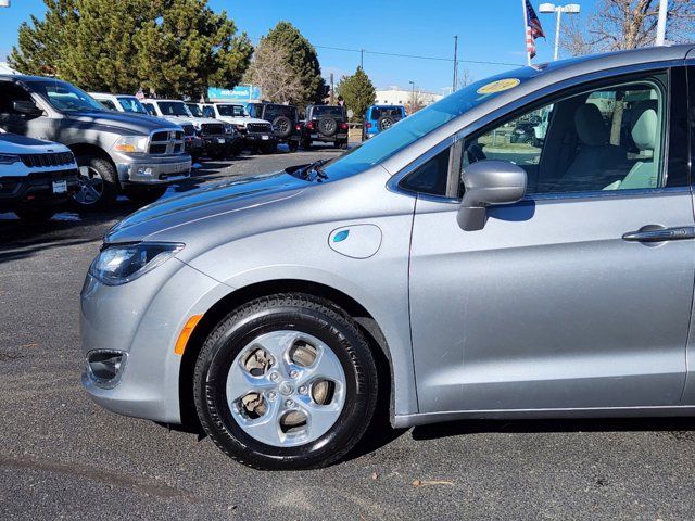 2019 Chrysler Pacifica Hybrid Touring L Plus