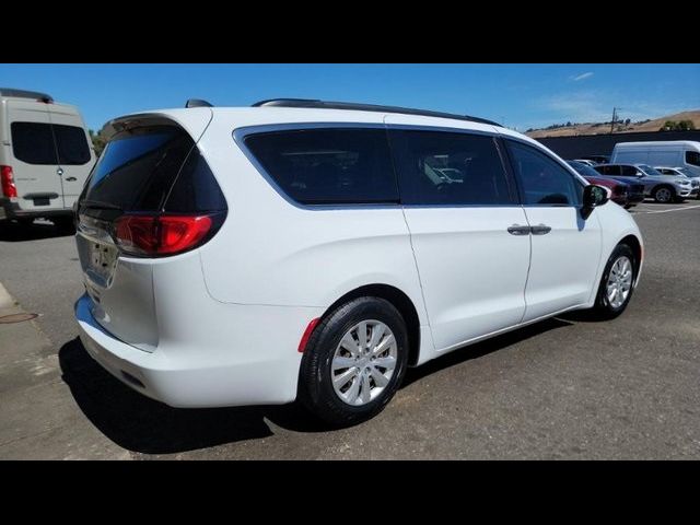 2019 Chrysler Pacifica L