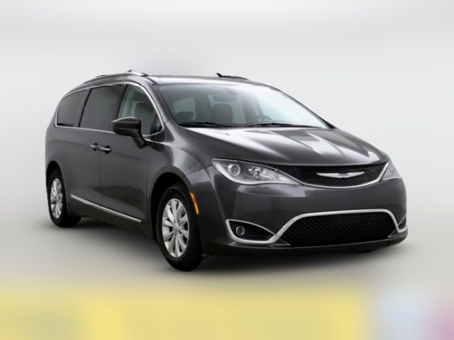 2019 Chrysler Pacifica Touring-L