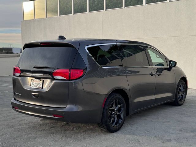 2019 Chrysler Pacifica LX