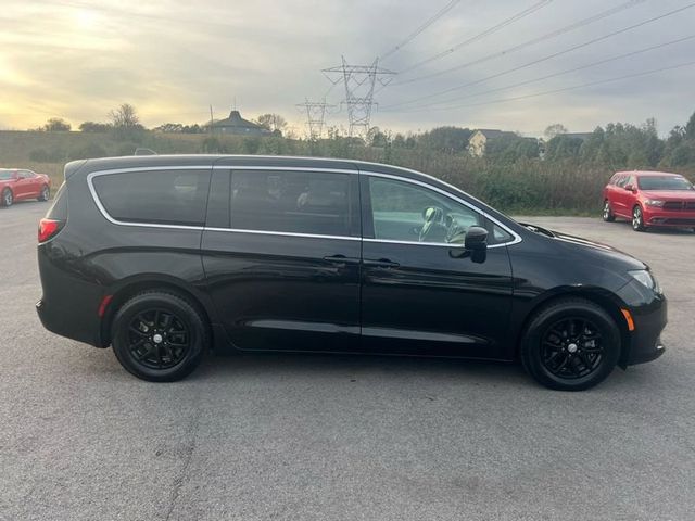 2019 Chrysler Pacifica LX