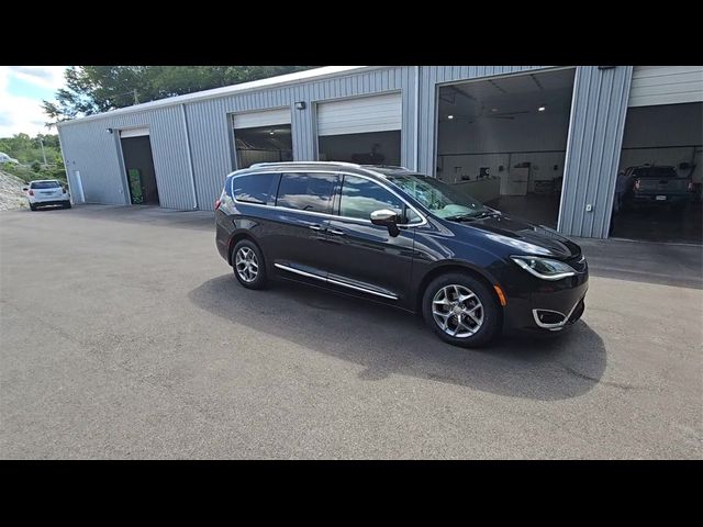 2019 Chrysler Pacifica Limited