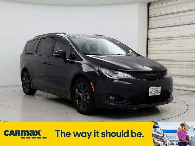 2019 Chrysler Pacifica Limited