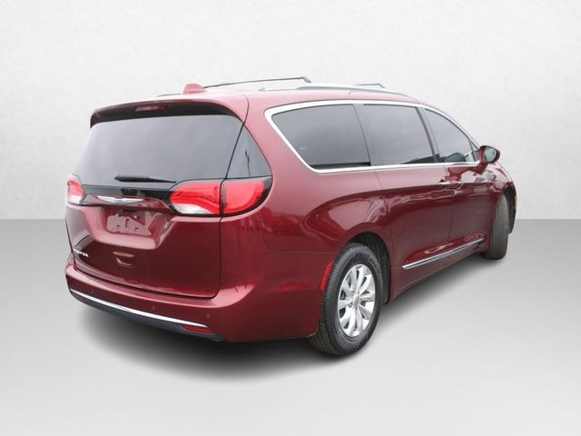 2019 Chrysler Pacifica Touring-L