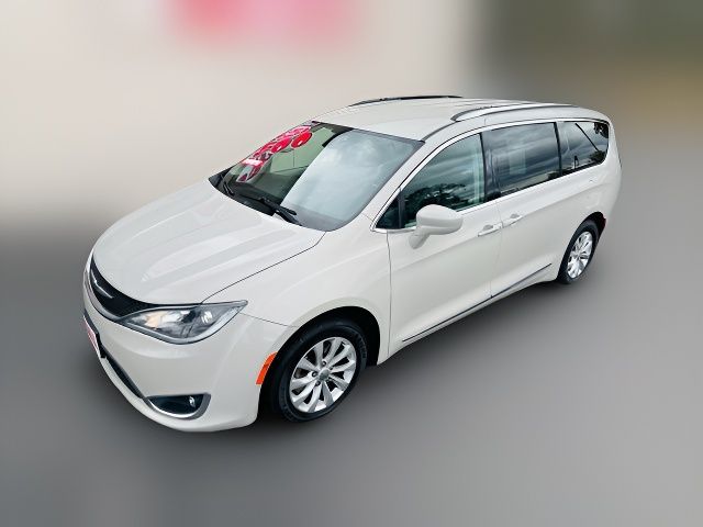 2019 Chrysler Pacifica Touring-L