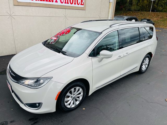 2019 Chrysler Pacifica Touring-L