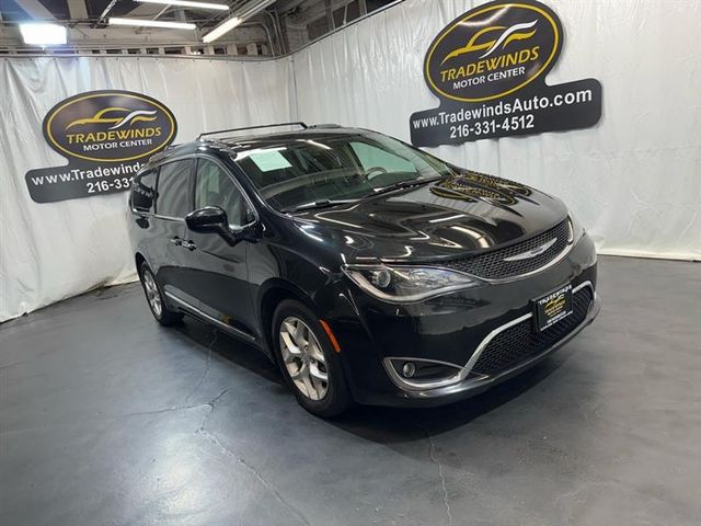 2019 Chrysler Pacifica Touring-L