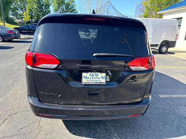 2019 Chrysler Pacifica Touring-L Plus