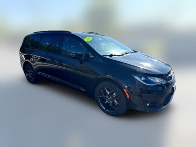 2019 Chrysler Pacifica Touring-L Plus