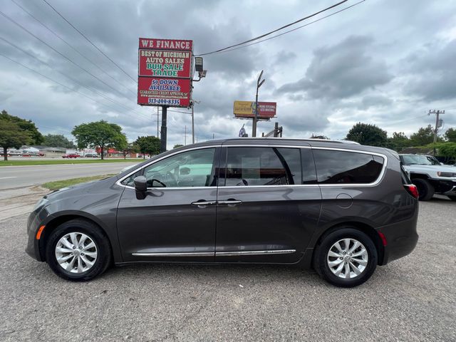 2019 Chrysler Pacifica Touring-L