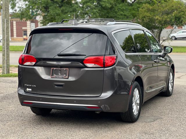 2019 Chrysler Pacifica Touring-L