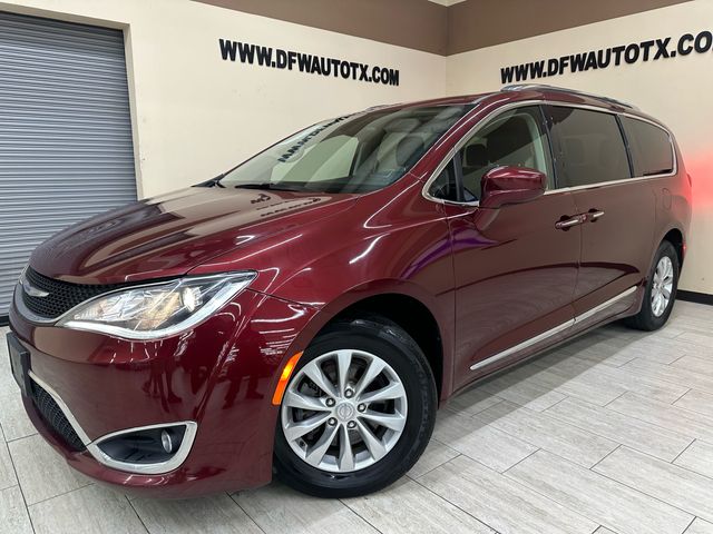 2019 Chrysler Pacifica Touring-L