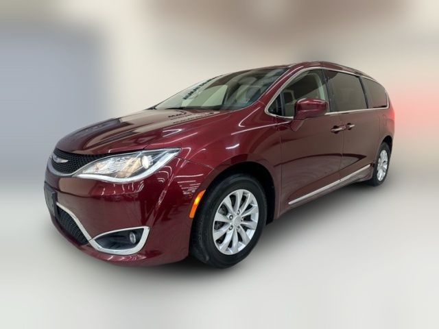 2019 Chrysler Pacifica Touring-L