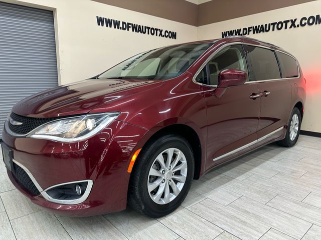 2019 Chrysler Pacifica Touring-L