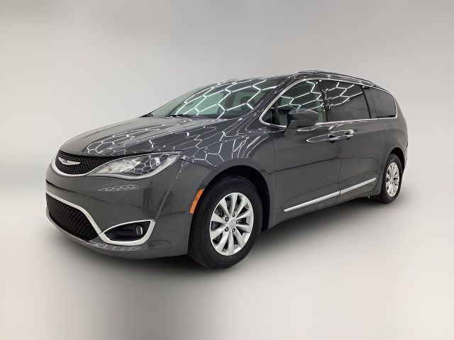 2019 Chrysler Pacifica Touring-L