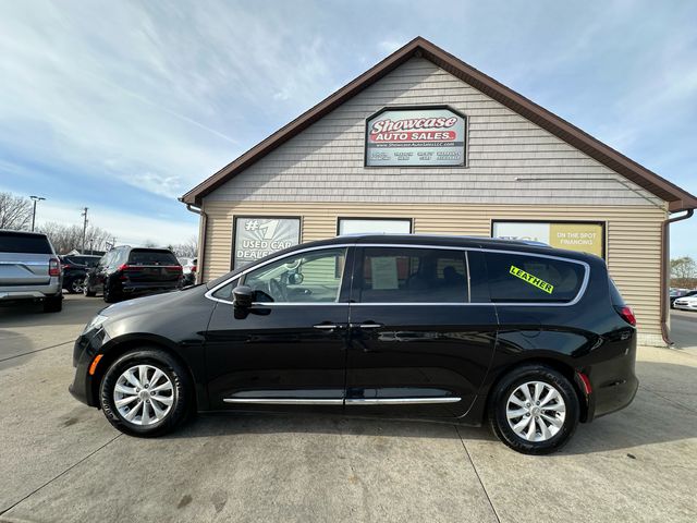 2019 Chrysler Pacifica Touring-L