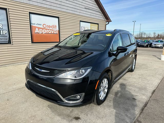 2019 Chrysler Pacifica Touring-L